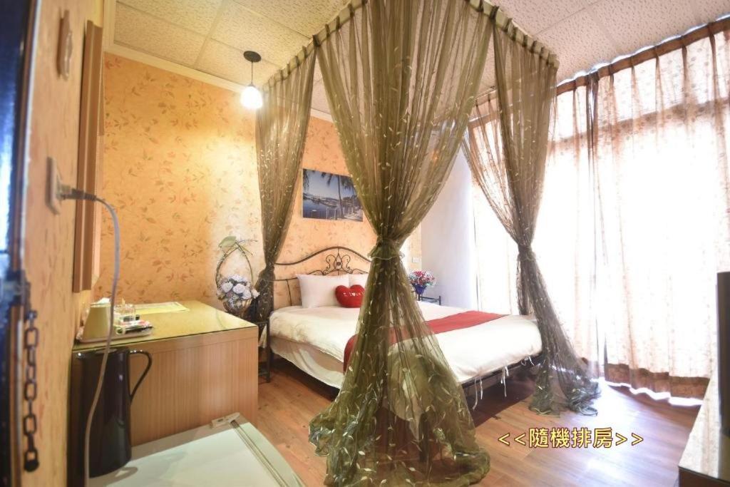 Sun Moon Love Hotel Nantou Zewnętrze zdjęcie